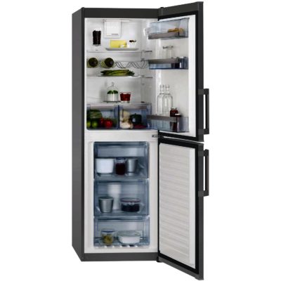 AEG S53520CTX2 Frost Free 50/50 Split Fridge Freezer in Stainless Steel AEG S53520CTX2 Frost Free 50/50 Split Fridge Freezer in Stainless Steel